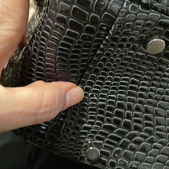 CHARLIE LAPSON BLACK HANDBAG/ SHOULDER BAG WITH SILVER TONE HARDWARE - Picture 16 of 16